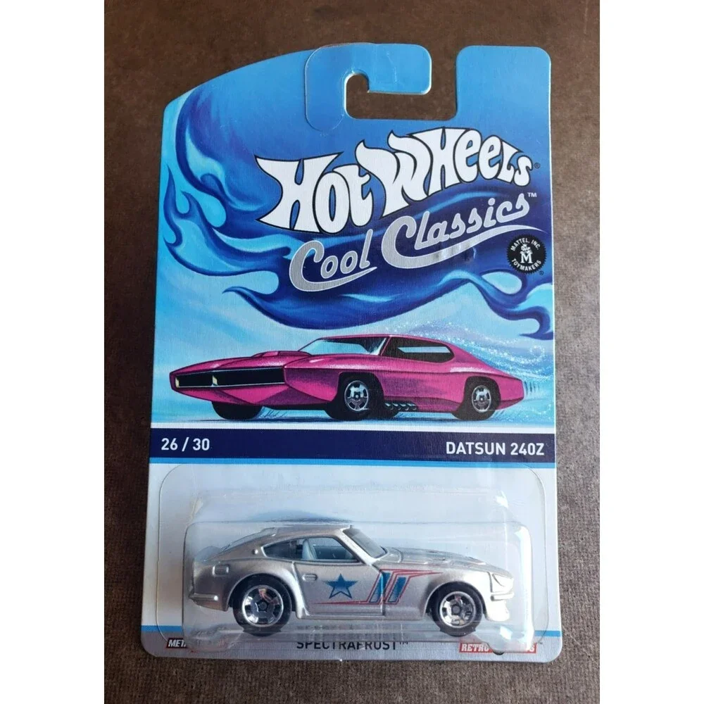 2014 Hot Wheels DATSUN 240Z Spectrafrost Silver COOL CLASSICS 26/30 1:64 RSW MOC